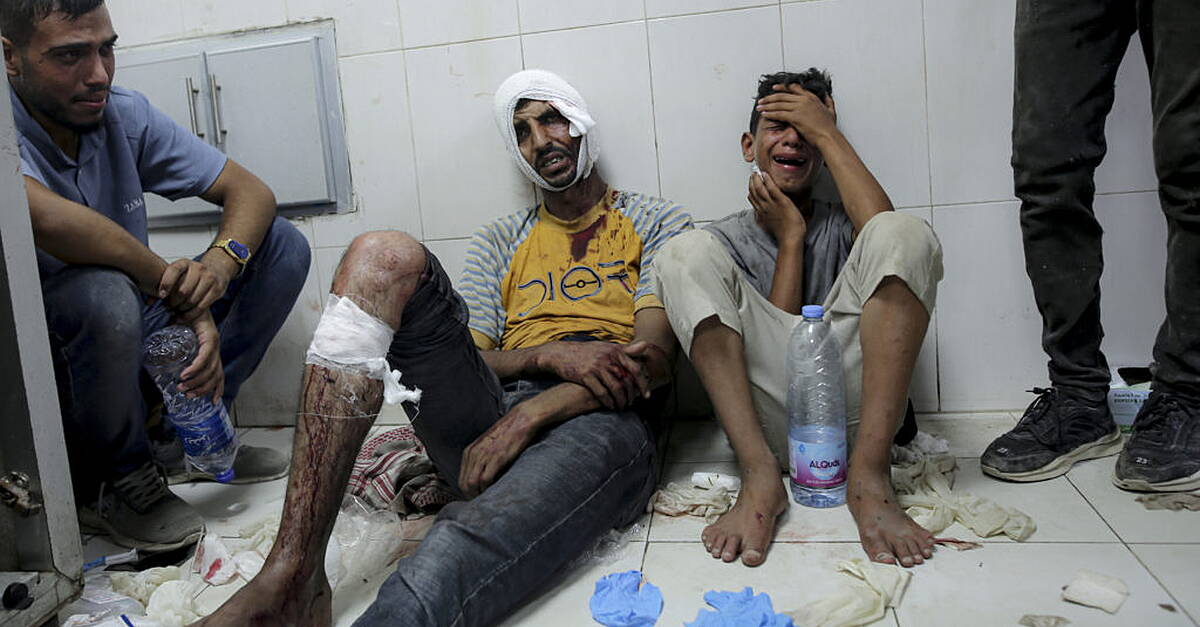 Israel Soldier Ranks Israeli military orders evacuation of ‘dangerous combat zone’ Gaza City
