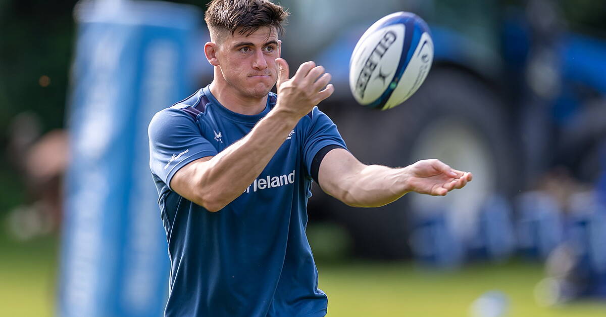 Leinster’s Sam Prendergast injured for Munster clash as Dan Sheehan starts at number eight