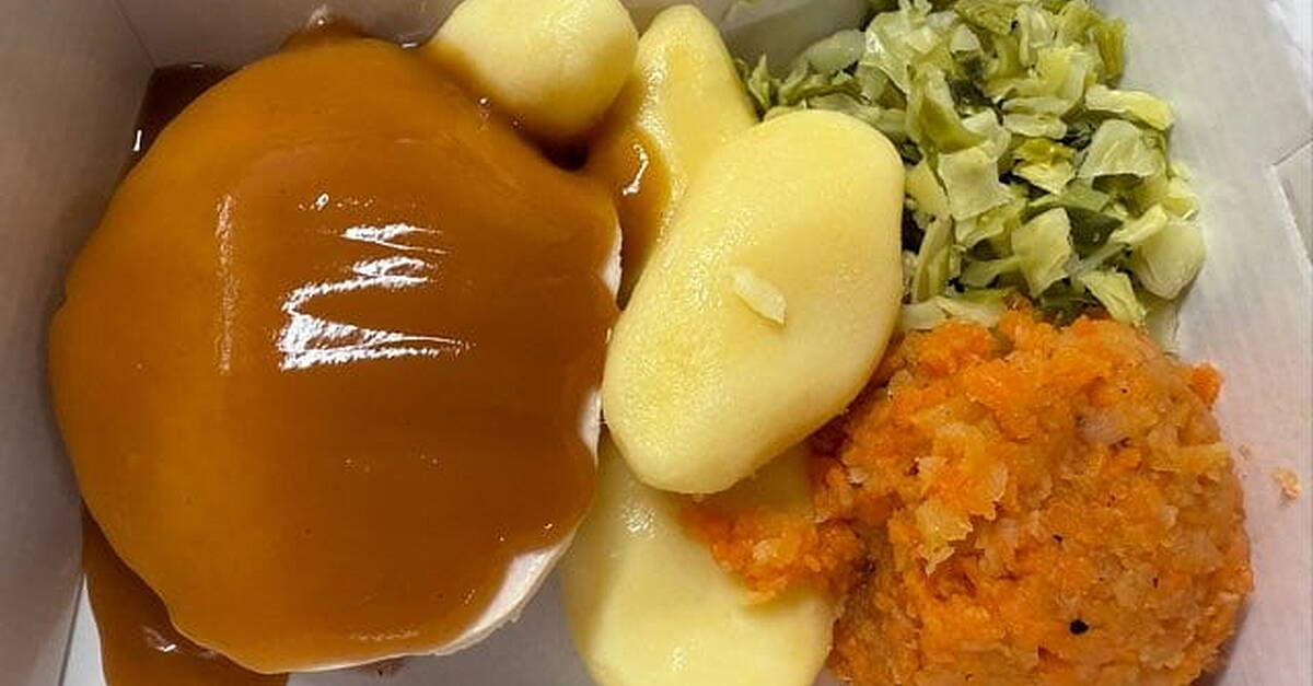Three staff members at school received €1,000 each from free school meals provider, committee hears