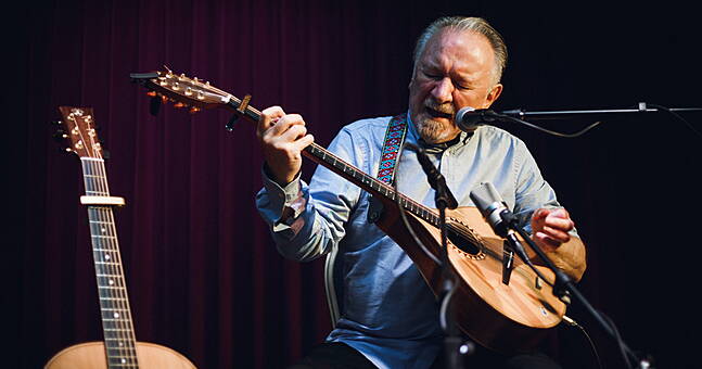 Dónal Lunny: Legendary Irish musician dies, aged 79