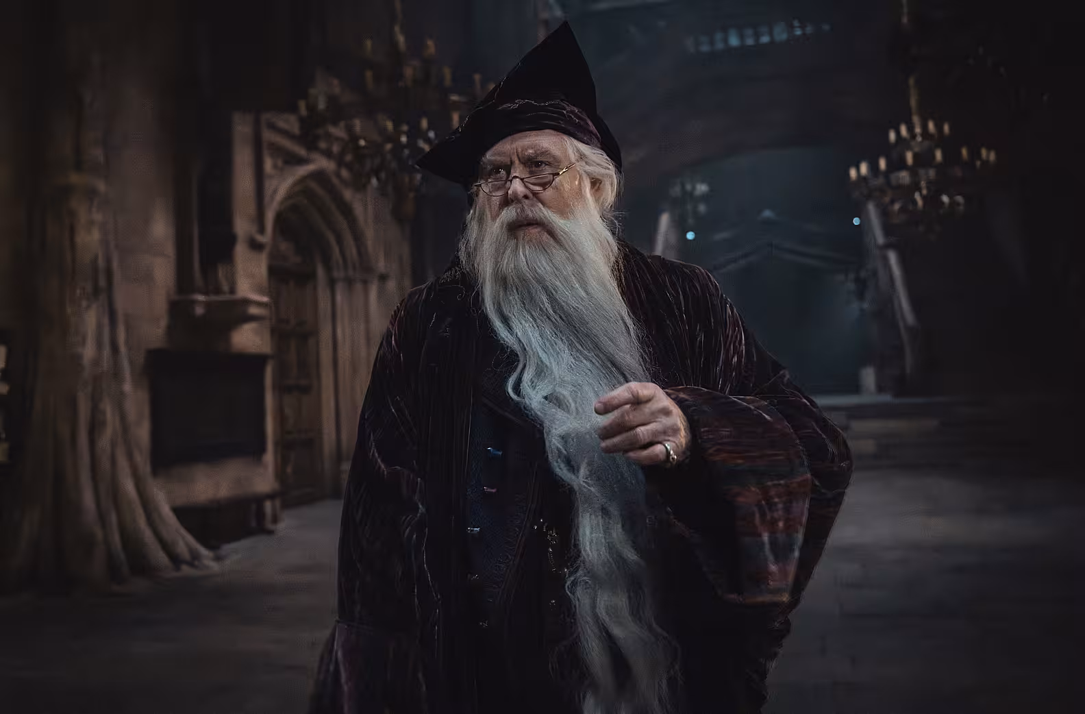 NEW DUMBLEDORE ACTOR