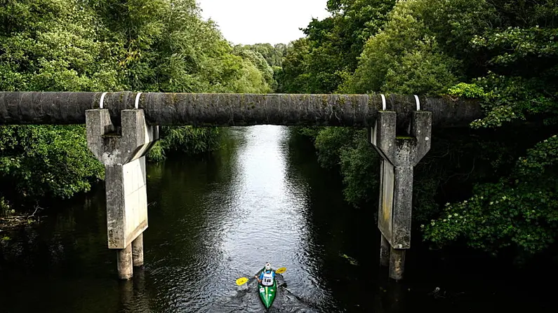 Tr&aacute;th na gceist: Aistrigh ainmneacha na n-aibhneacha &Eacute;ireannacha c&aacute;ili&uacute;la seo &oacute; Ghaeilge go B&eacute;arla