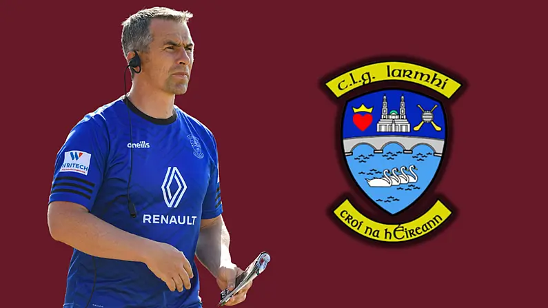 Seasann Bord Contae na hIarmh&iacute; le Cur Chuige Foighneach ag Cuart&uacute; Bainisteoir