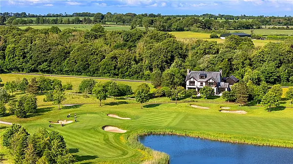 The Lucas offers superb Open spaces for golf lovers