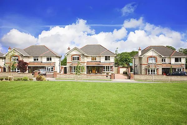 How to achieve lush green grass in your garden this summer