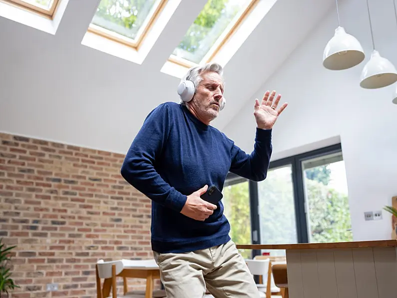 New mortgage interest rates fall below EU average for first time since February 2023