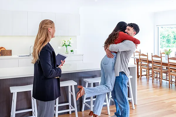 3,395 mortgages approved in January