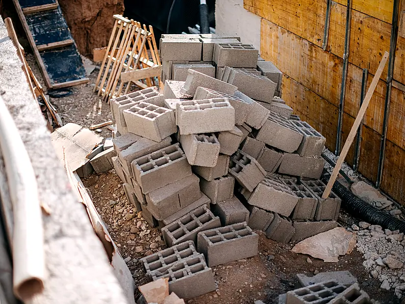Energy Upgrade Grants for Homes Affected by Defective Concrete Blocks (DCB)&nbsp;