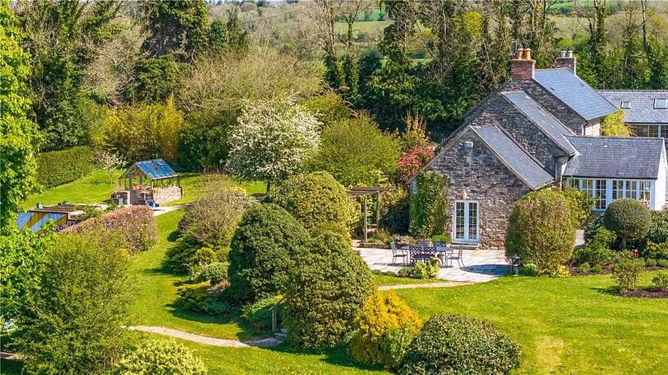The gardens of The Stables