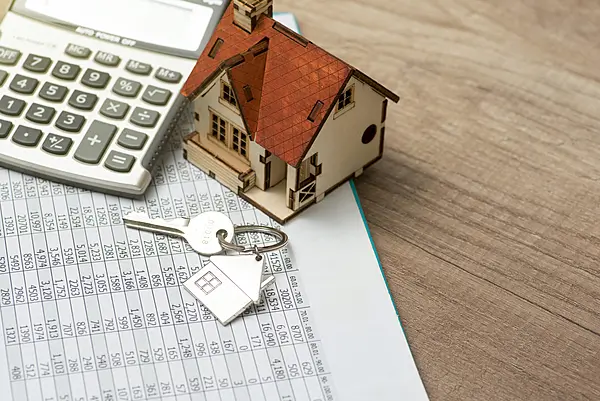 Mortgage rates in Ireland fell slightly in April