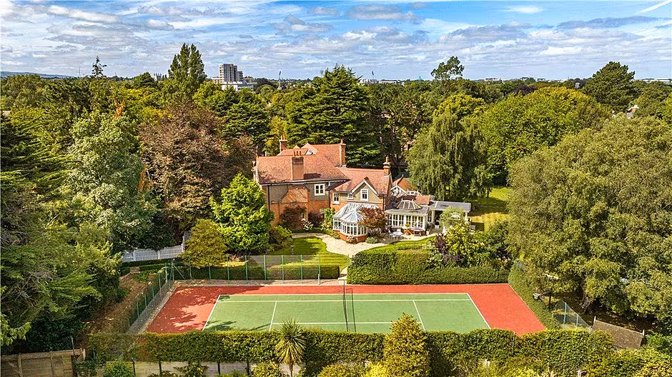 There is a full size tennis court at this property called Killead