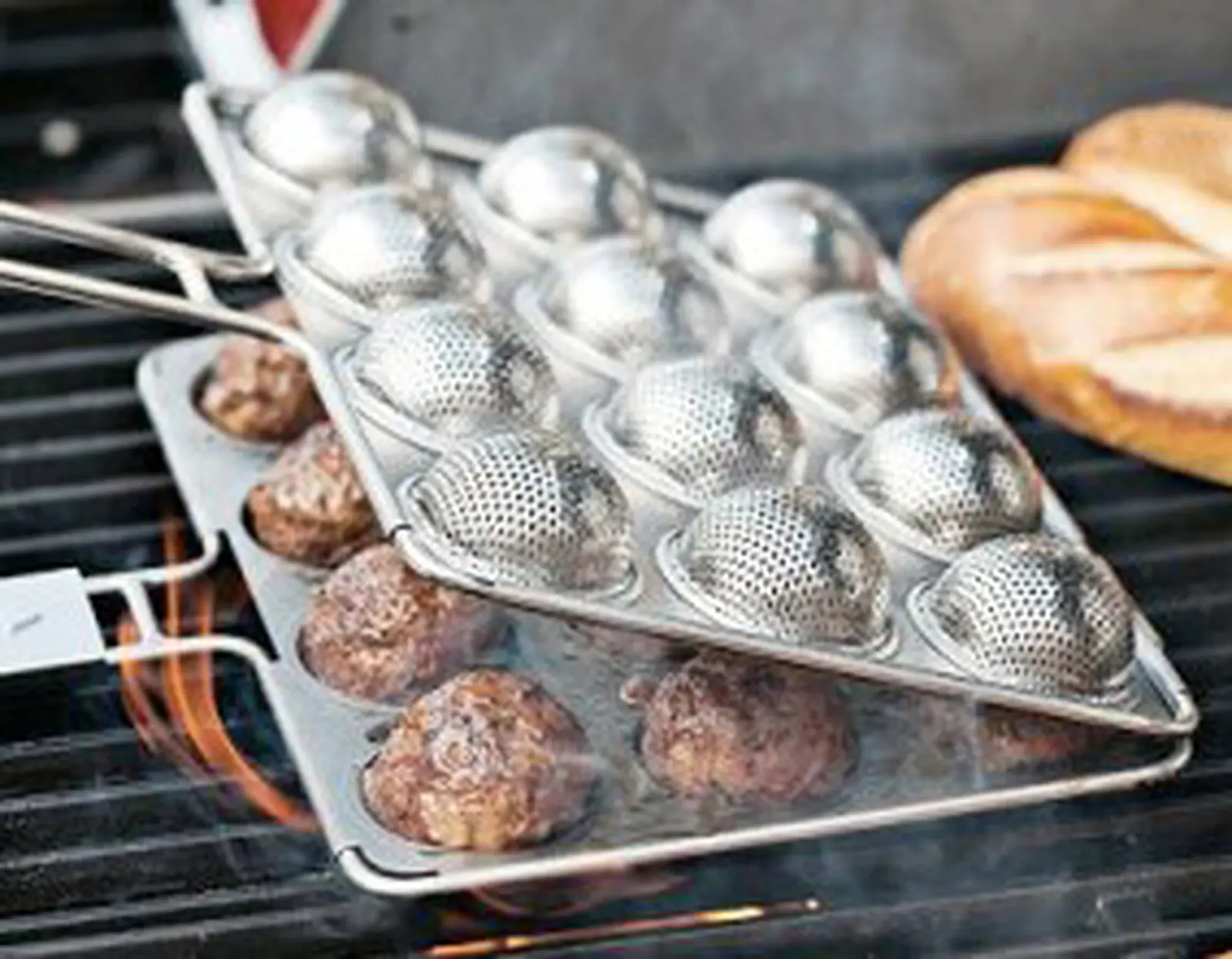 Household Gadget of the week:  BBQ Meatball basket