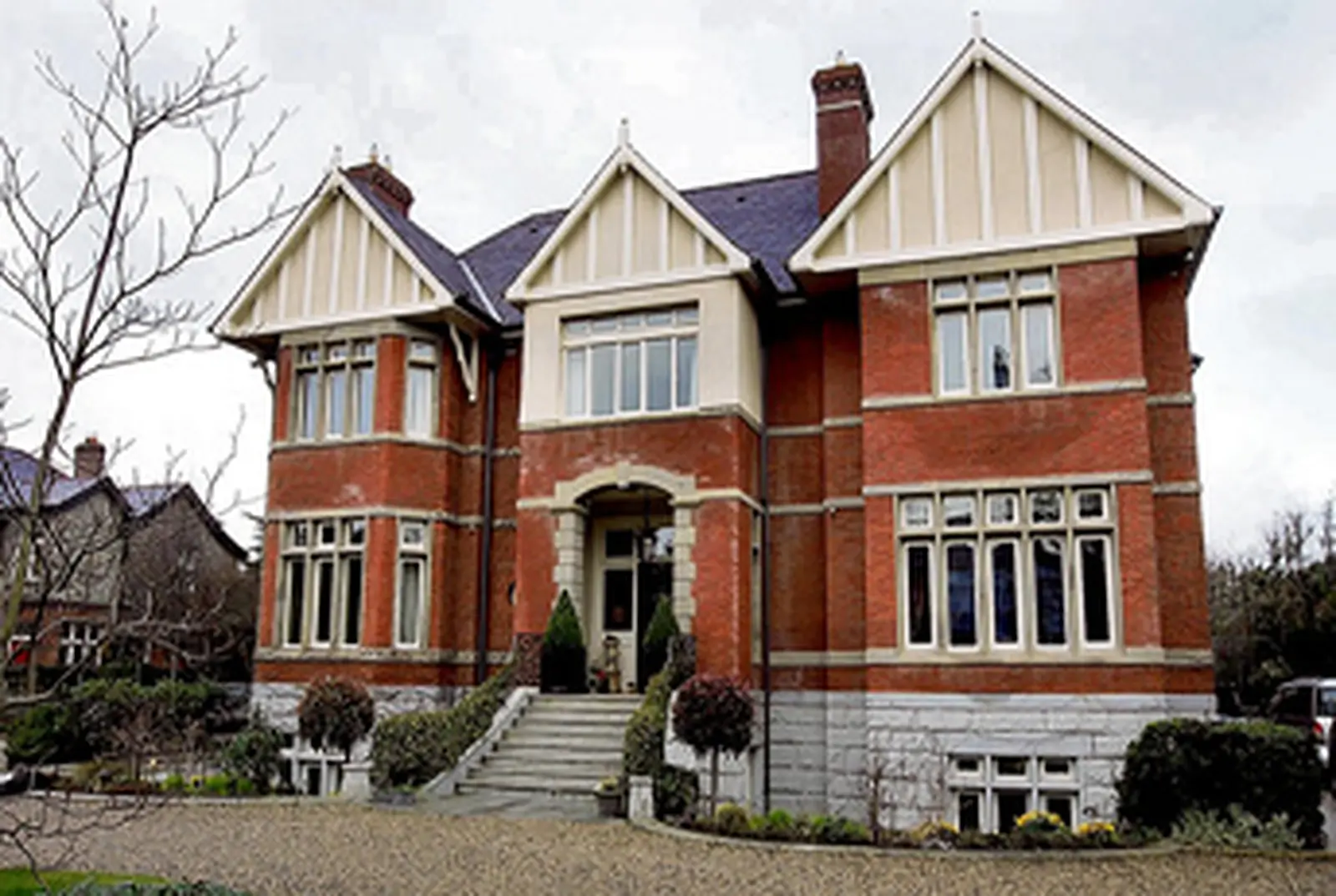 McNamara&amp;#039;s Ailesbury Road home is sold