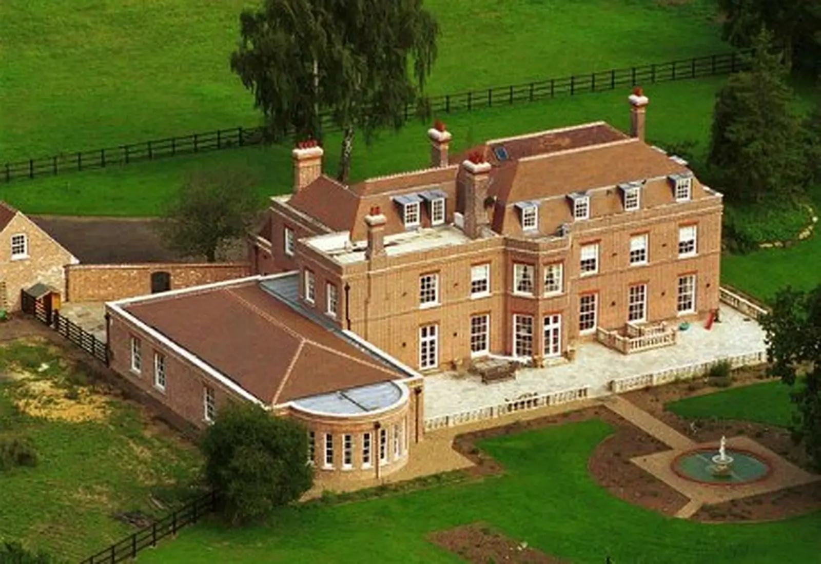Beckhams put Beckingham Palace on the market for &pound;18 million