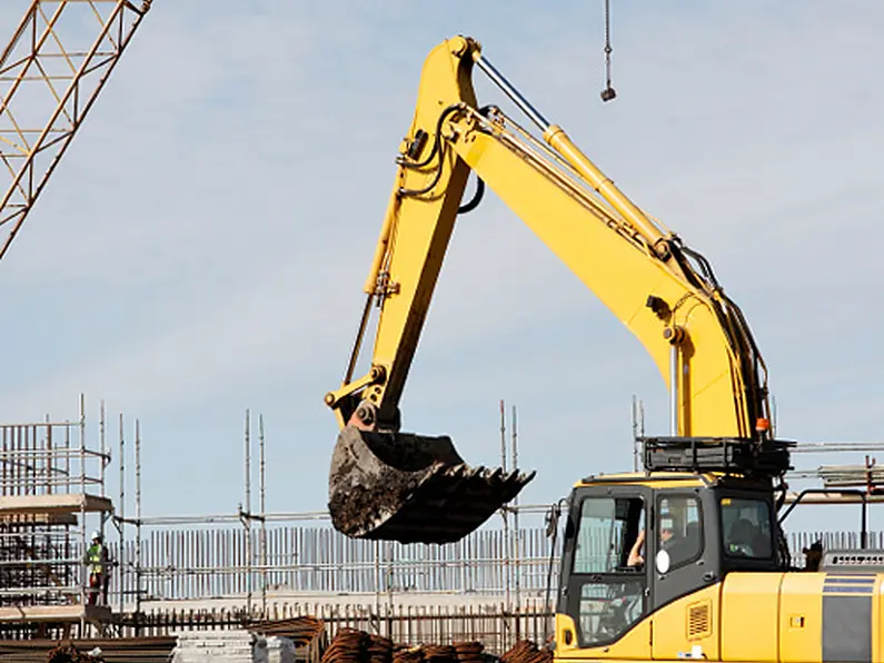 Building industry suffers sharpest drop since last October