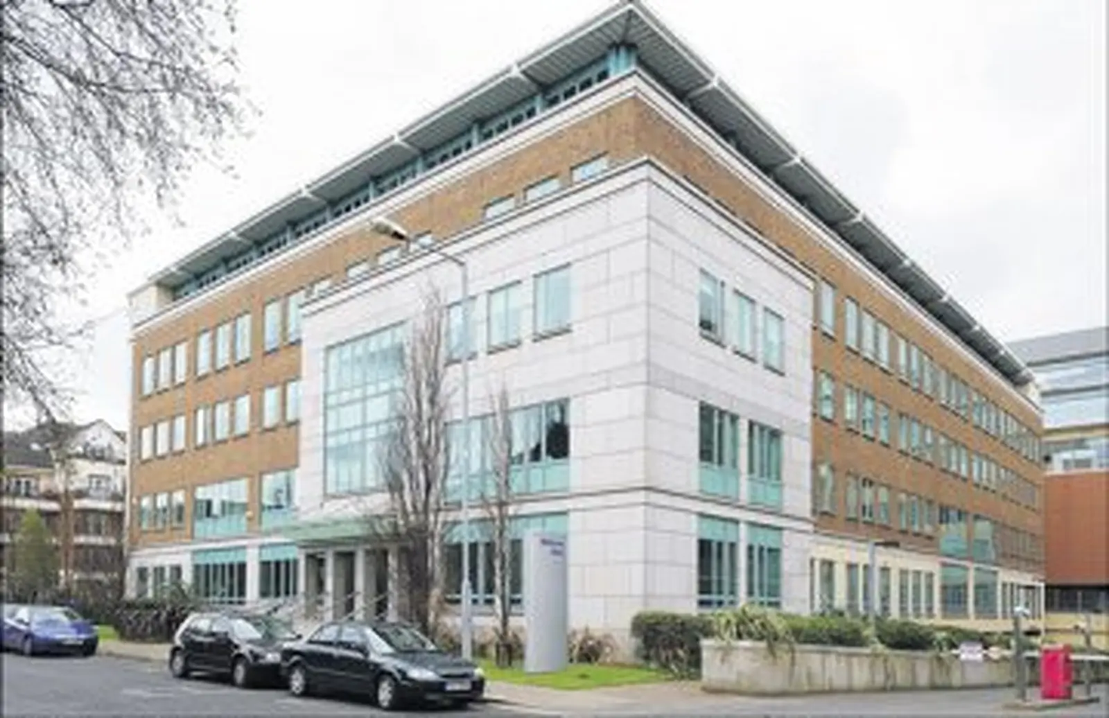 Dublin office block to sell for &euro;32m off peak