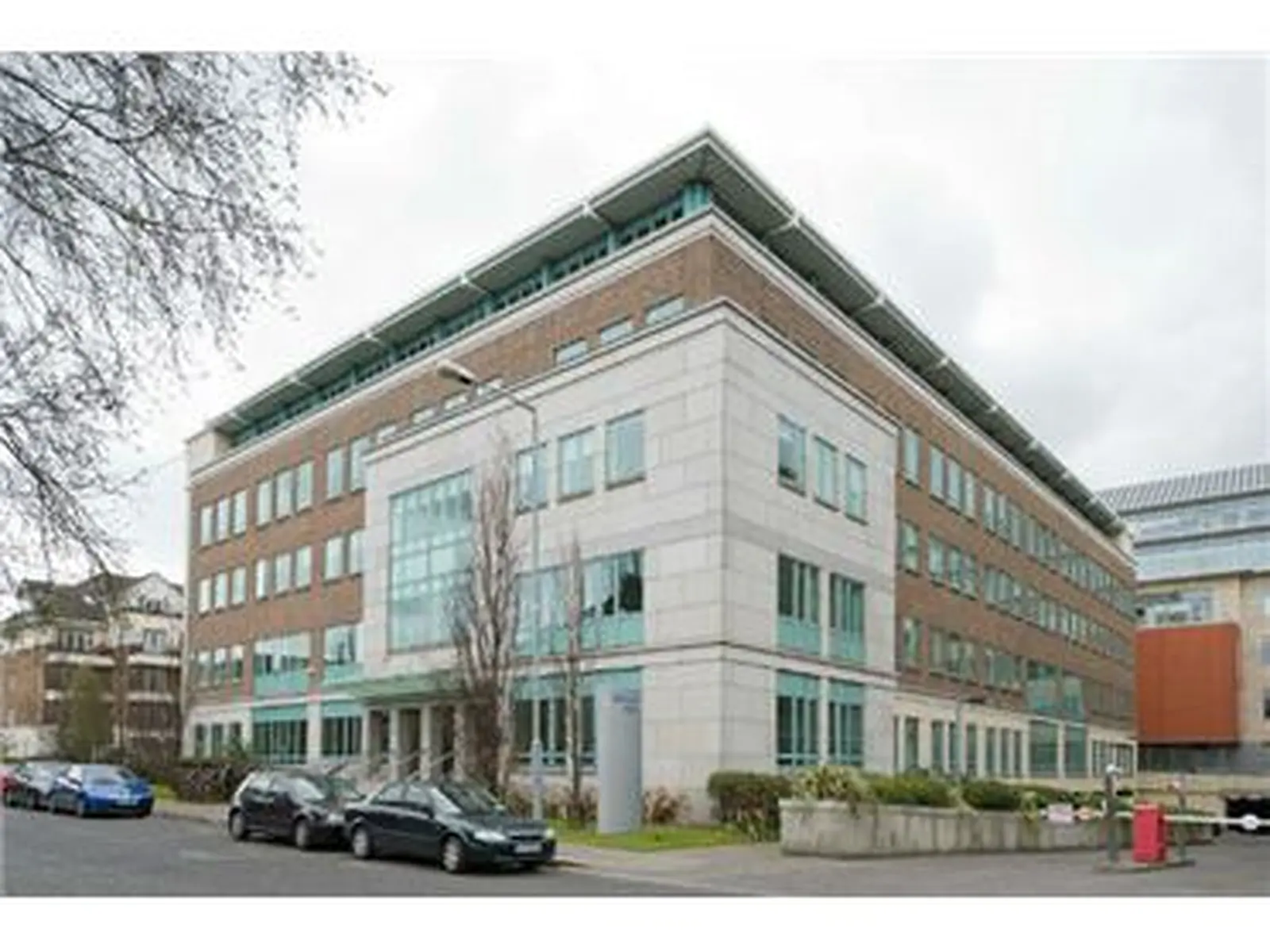 Kennedy Wilson buy D4 office for &euro;15 million