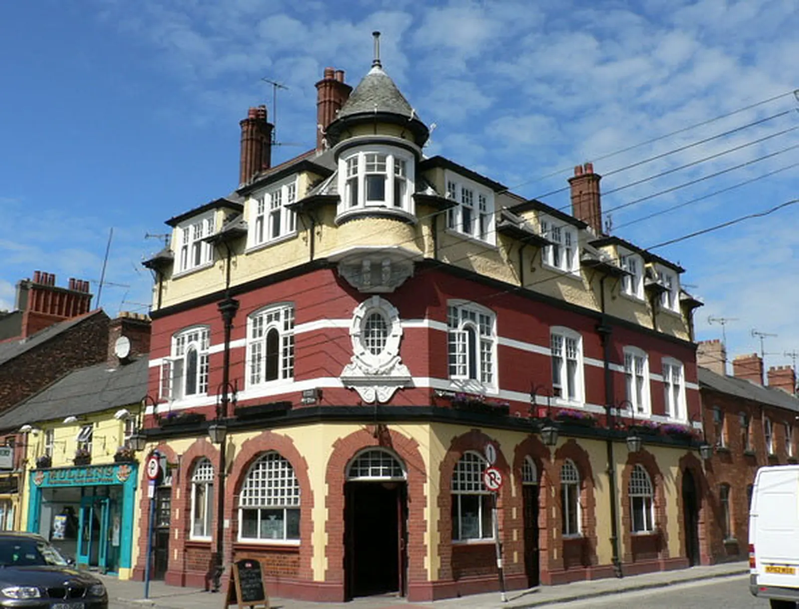 Irish pub sales continue to decline