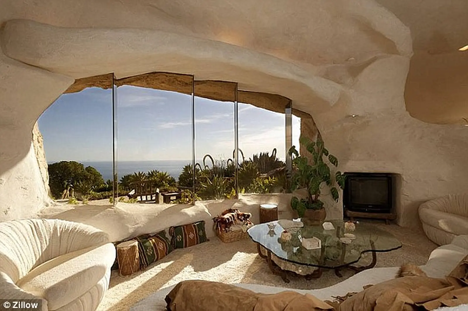 Live like the Flintstones in Malibu super-pad!