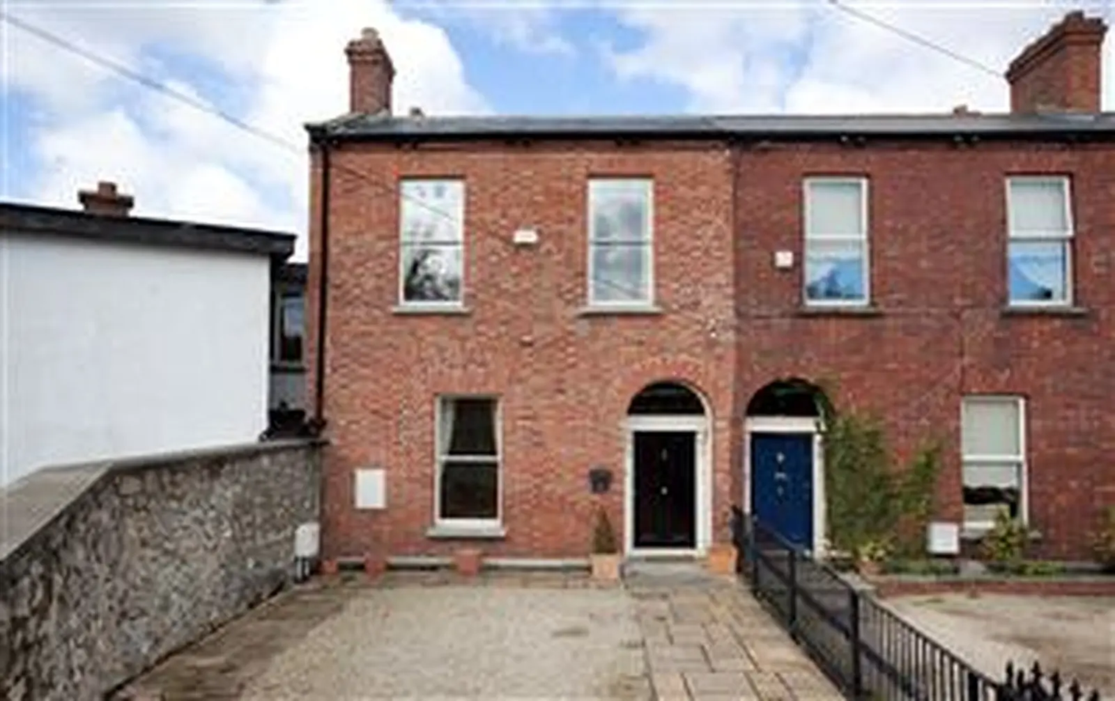 Southside properties more likely to sell above asking price
