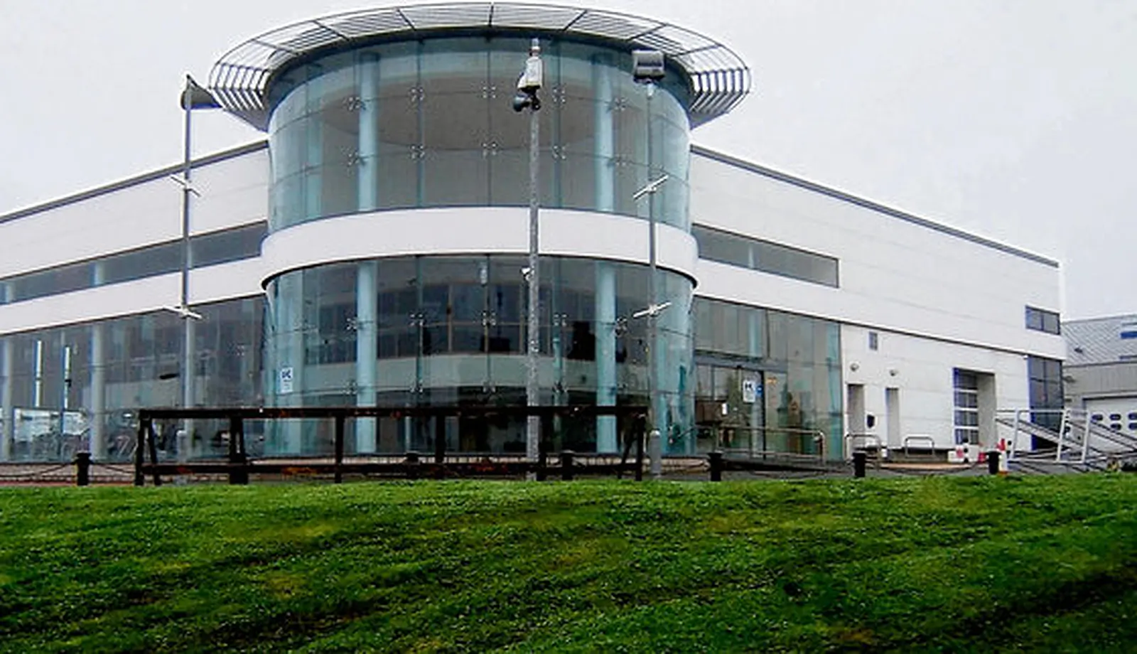 Cullen&amp;#039;s Airside showroom on the market for &euro;2.6 million