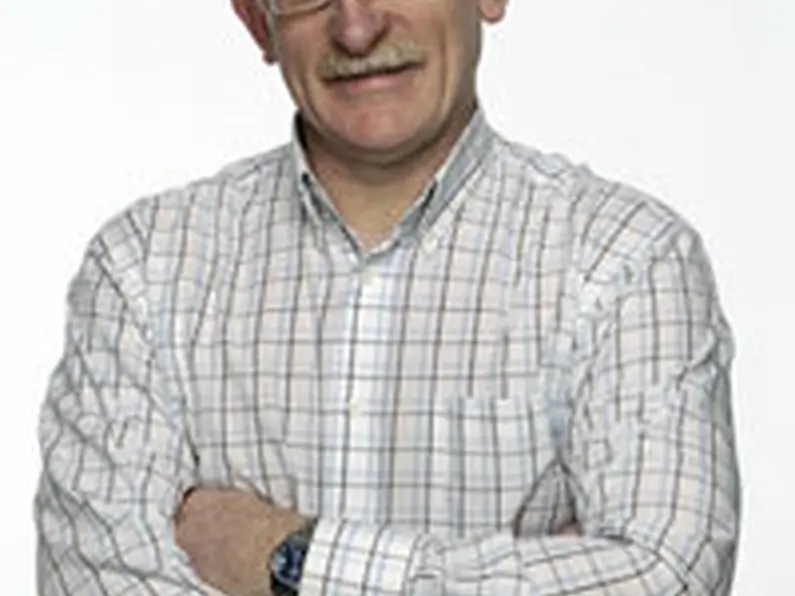 Ellis hits out at government's social housing policy