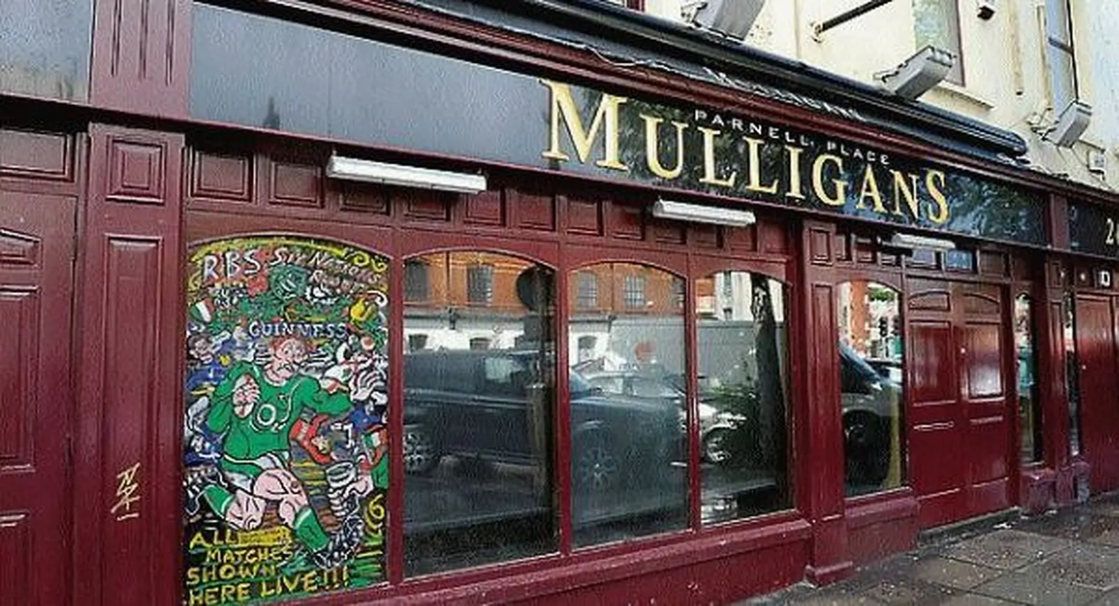 Mulligan&amp;#039;s Bar changes hands
