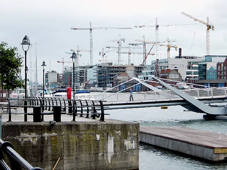 Government considering &euro;1bn stimulus package for construction sector