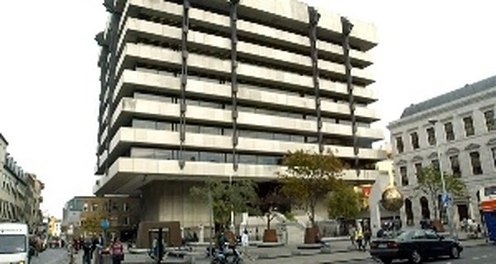 Central Bank worried about rise in people using moneylenders