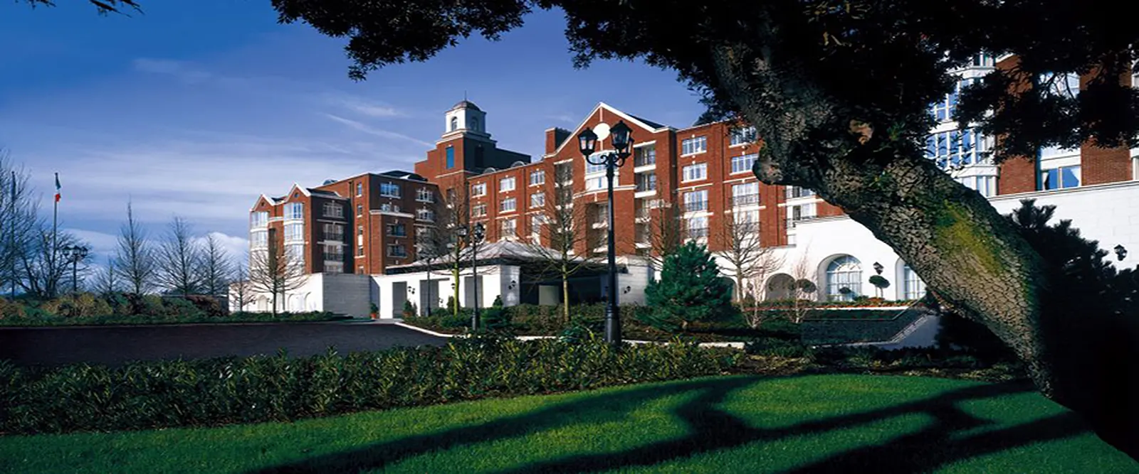 US billionaire buys Dublin hotel
