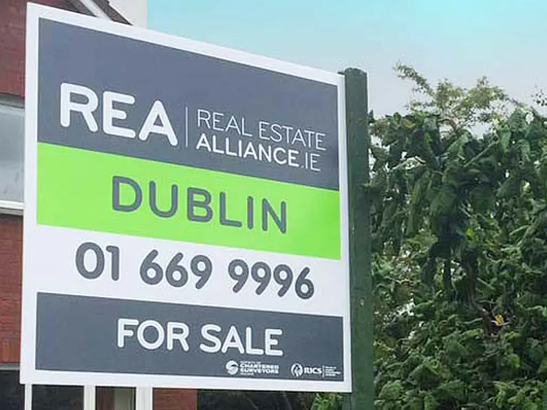 Average three-bed rises above &euro;200,000 for first time since crash