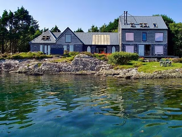 Mermaid Isle is a stunning ocean-front home