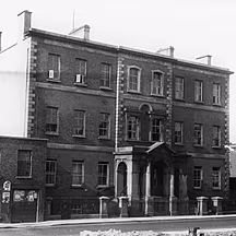 Inside the Coombe: 200 Years o...