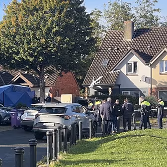 Man and woman found dead in Br...