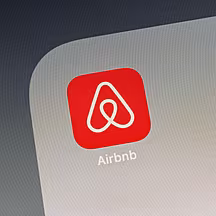 Should Airbnb guests be expect...
