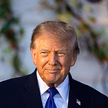 Trump cancels political rallie...