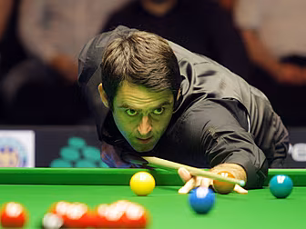 Ronnie O'Sullivan passes u...