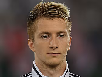 Reus commits to Dortmund until...