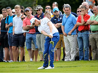 Ilonen leads on the home stret...