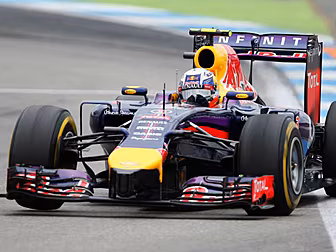 Ricciardo wins Hungarian GP