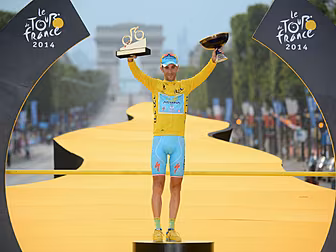 UCI call for Astana's lice...