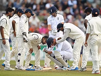 1 in a million? Cricketer inju...