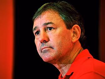 'Van Gaal sees through eve...