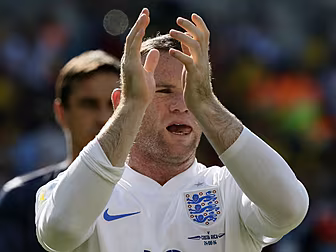 Wayne Rooney pays tribute to t...