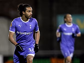 Tottenham release Assou-Ekotto