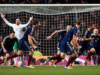Maloney strike punctures the P...