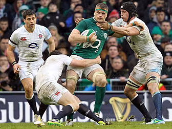 Ireland to play England in fin...