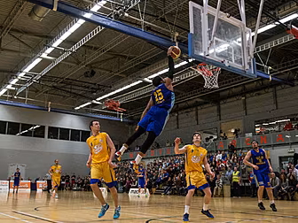 UCD Marian soar above Eagles i...