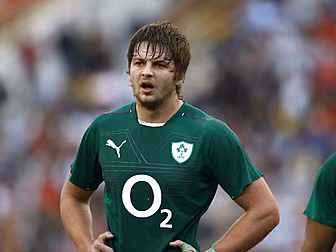 Henderson returns to tackle Ti...