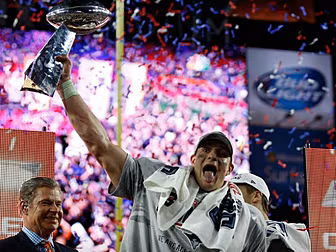VINE: Patriots crowned after S...